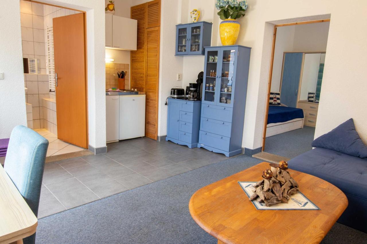 צינוביץ Ferienwohnungen Villa Vedro מראה חיצוני תמונה
