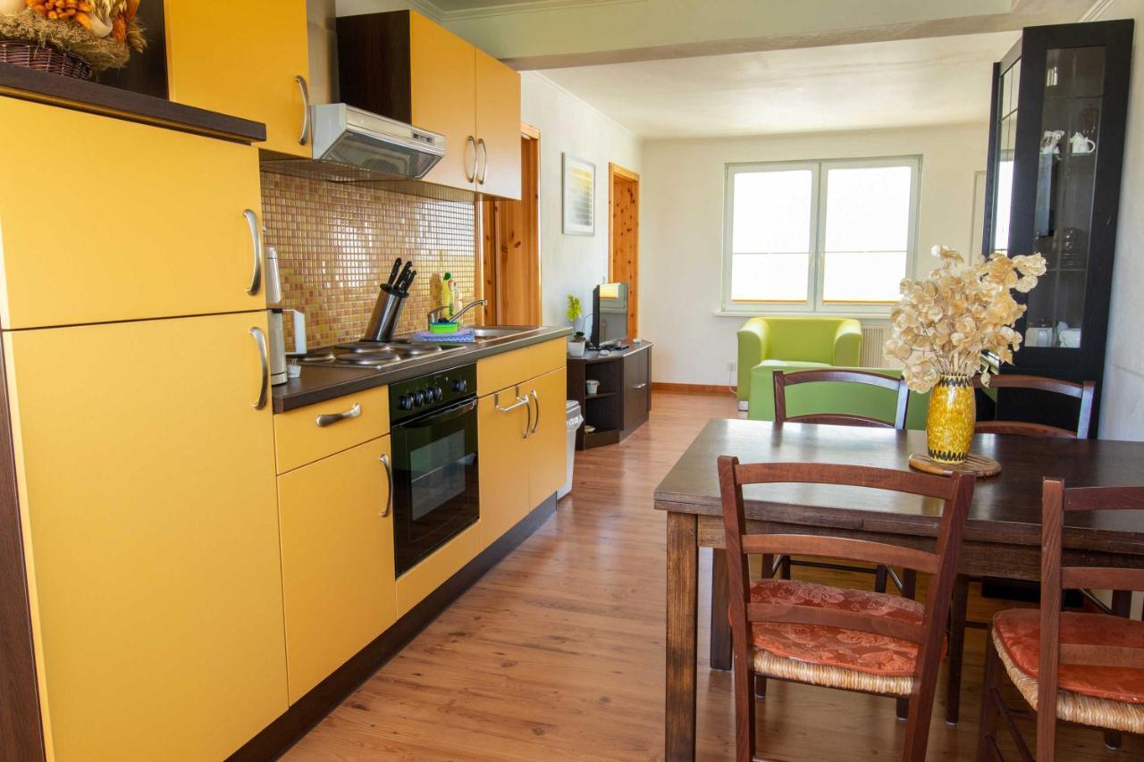 צינוביץ Ferienwohnungen Villa Vedro מראה חיצוני תמונה