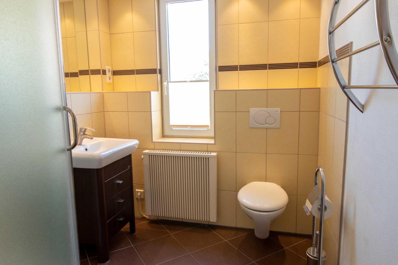 צינוביץ Ferienwohnungen Villa Vedro מראה חיצוני תמונה